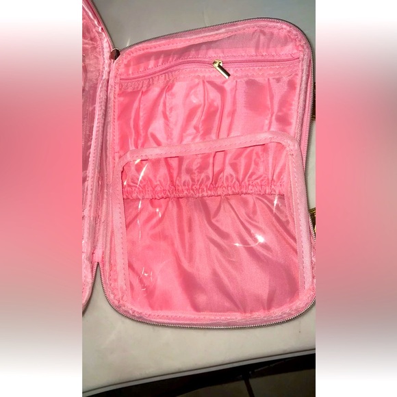 Juicy Couture Pink Gold Velour Cosmetic Travel Bag Makeup Storage Saxious NWT - Picture 6 of 8